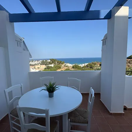 Precioso Con Vistas Al Mar Y Piscina En מוחקאר