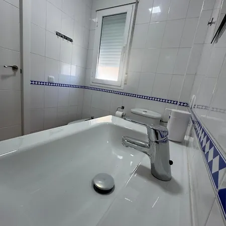 Precioso Con Vistas Al Mar Y Piscina En דירה מוחקאר